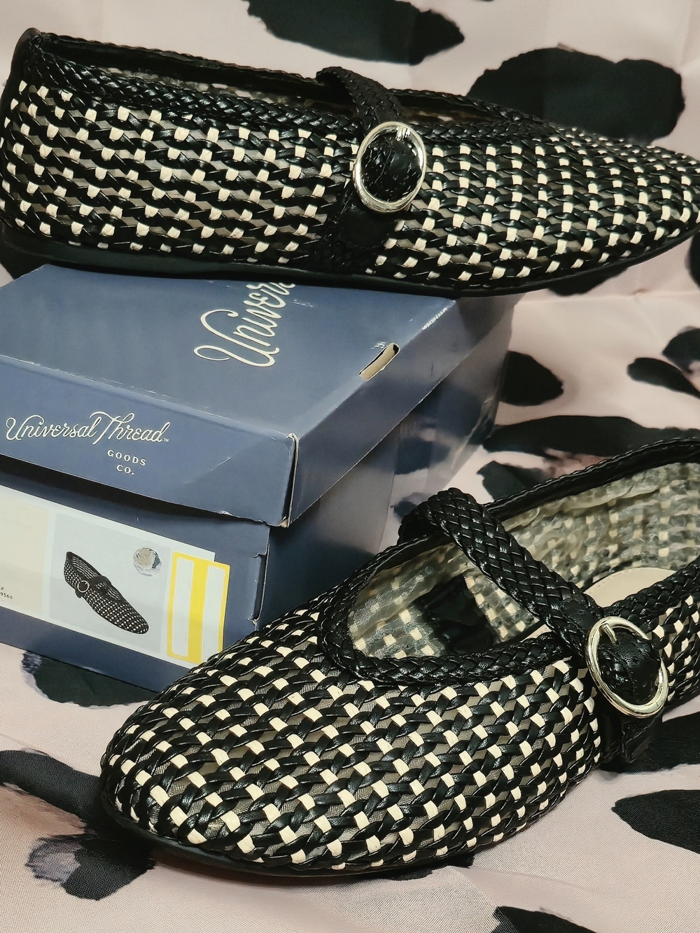 Universal Thread NOEMI Black & Cream Woven Mary Jane Flats with Buckle